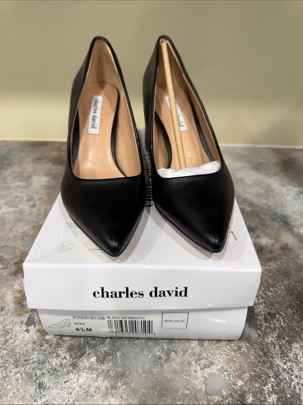 Charles David Black Pointed Leather Pumps